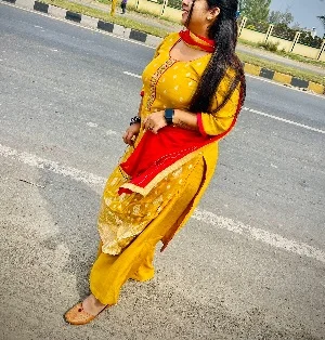 Call Girl in Mayur Vihar